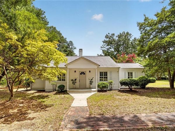 4918 Old Way Road , Browns Summit, NC 27214