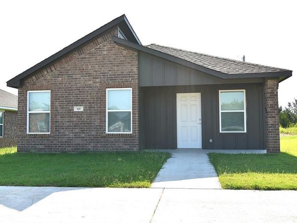 820 Elm Street, Achille, OK 74868