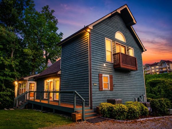 105 Bay Dr, Lancaster, TN 38569
