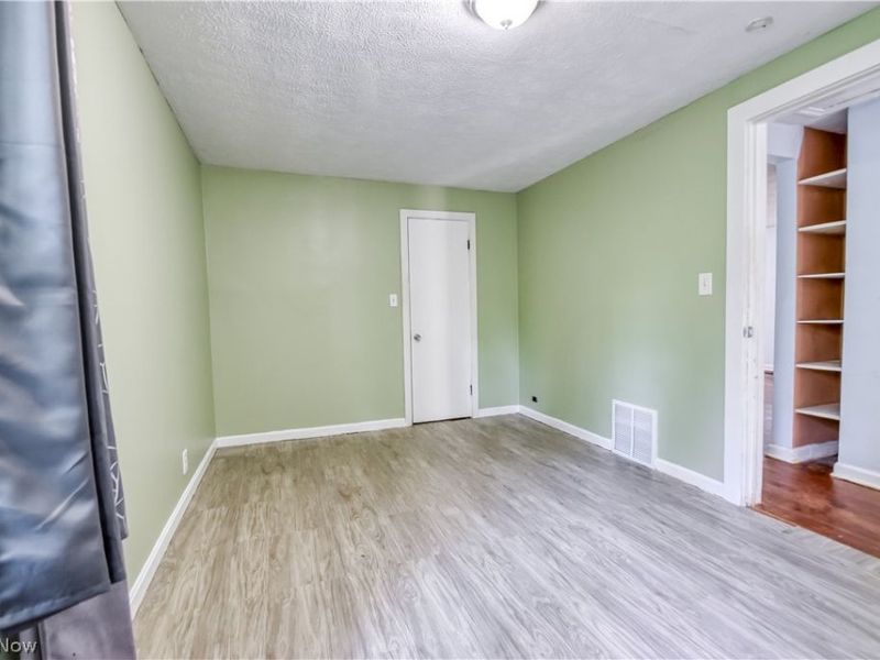 406 E 266th Street, Euclid, OH 44132 Photo 17