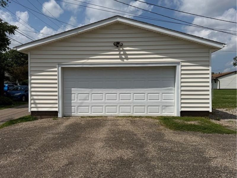 2411 Bell Street, Zanesville, OH 43701 Photo 6