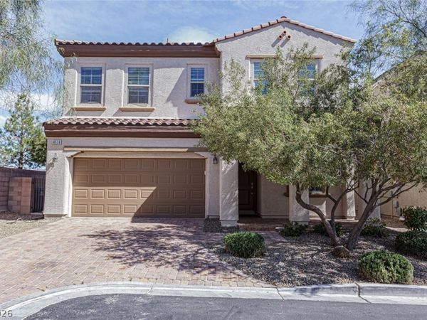 8538 Helvetia Lane , Las Vegas, NV 89113