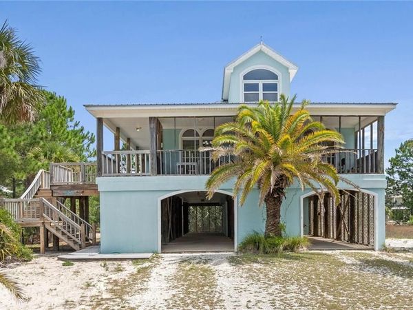 620 Hernando Place, Dauphin Island, AL 36528