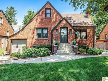 5140 Grant Street, Omaha, NE 68104