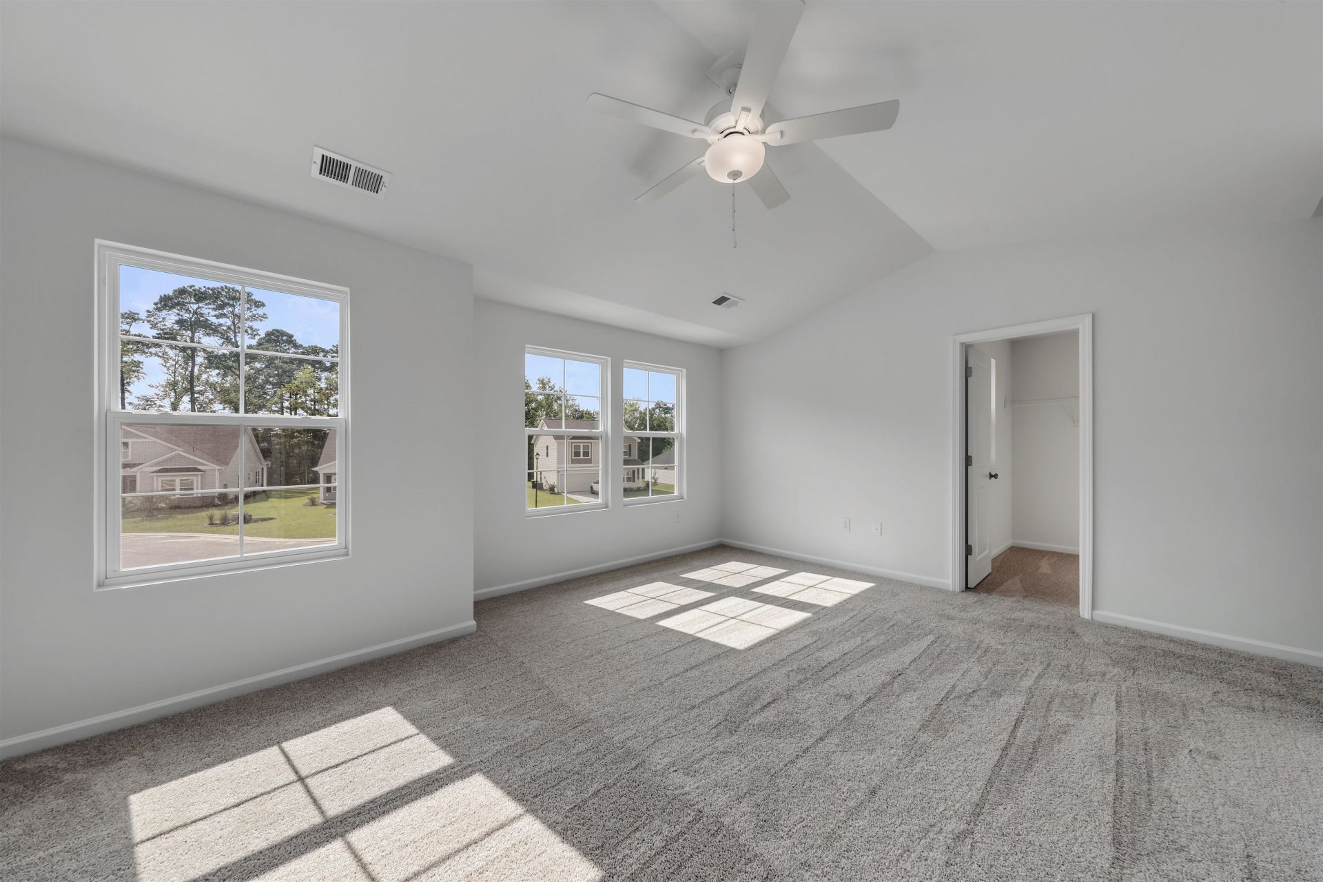 417 Meadow Sweet Pl Photo 9