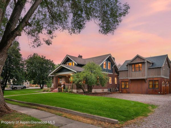 275 S 4th Street, Carbondale, CO 81623