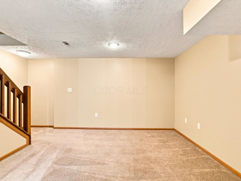 5697 Rutgers Lane, Unit 179E, Hilliard, OH 43026 Photo 24