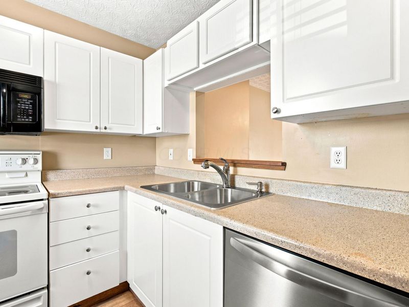 5697 Rutgers Lane, Unit 179E, Hilliard, OH 43026 Photo 5