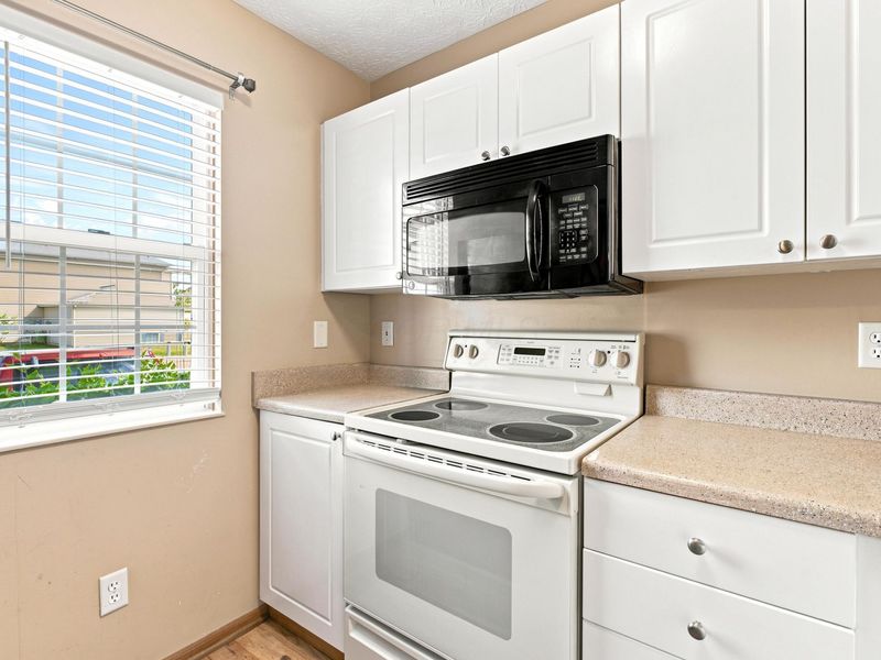 5697 Rutgers Lane, Unit 179E, Hilliard, OH 43026 Photo 6
