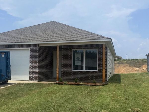 8016 Chesapeake Trail, Bauxite, AR 72011
