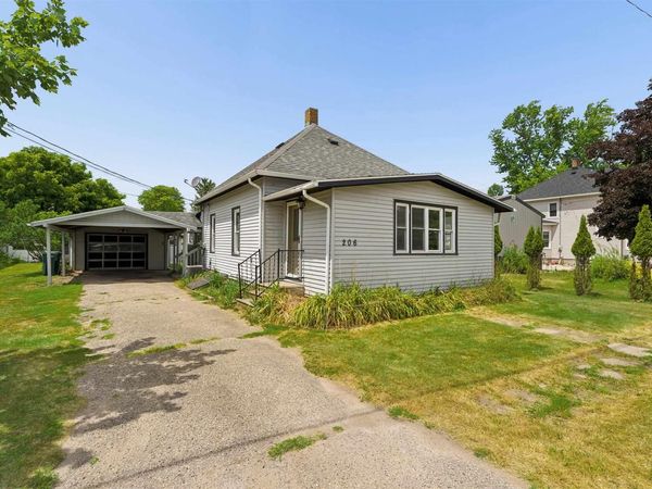 206 STEGER STREET, Redgranite, WI 54970