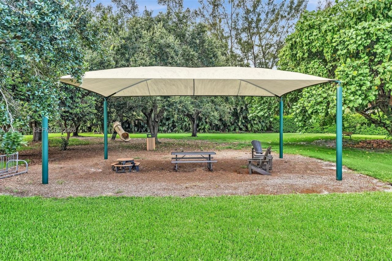 101 El Dorado Pkwy, Plantation, FL 33317 Photo