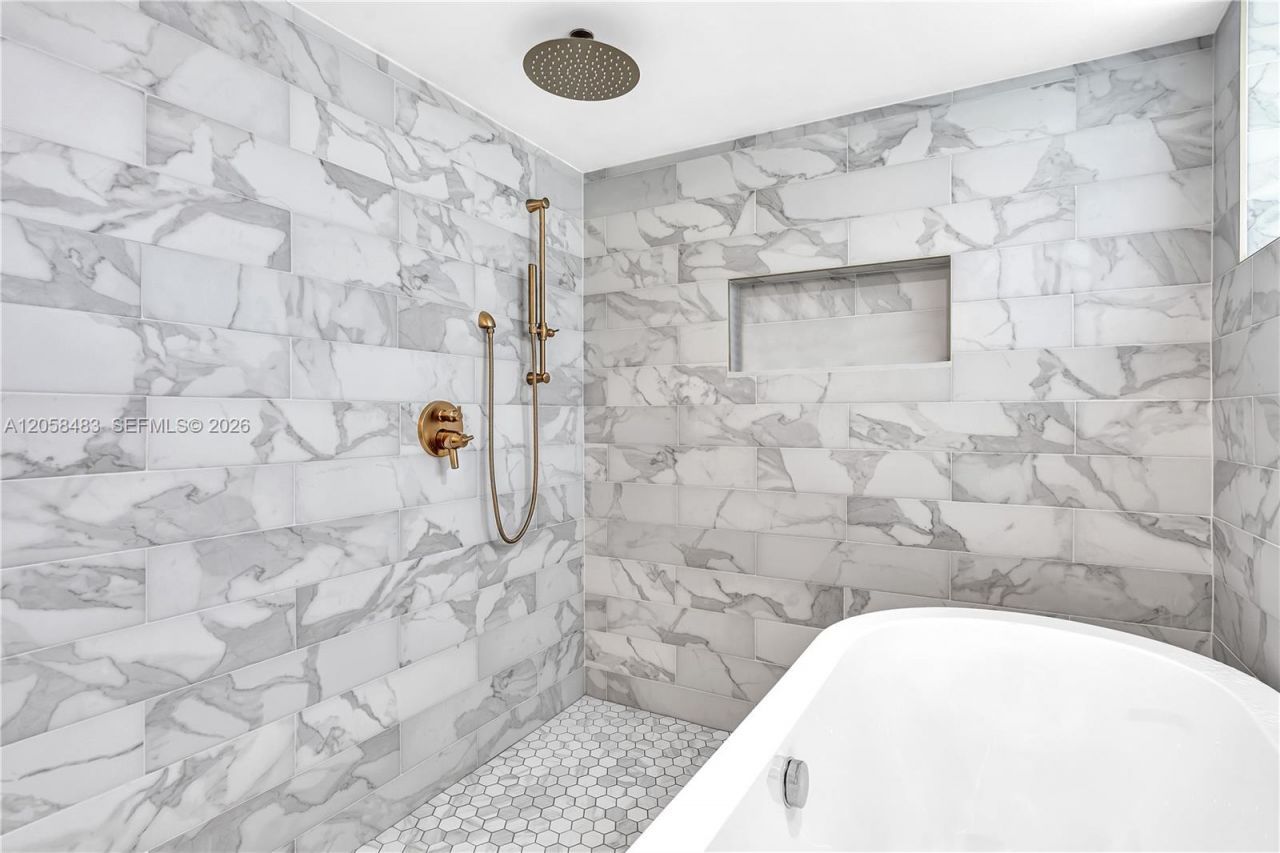 101 El Dorado Pkwy, Plantation, FL 33317 Photo