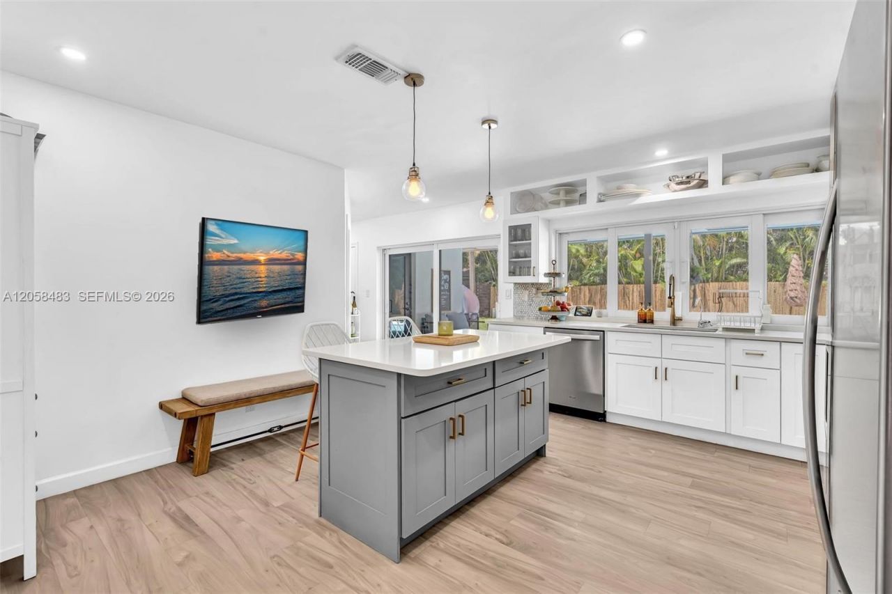 101 El Dorado Pkwy, Plantation, FL 33317 Photo