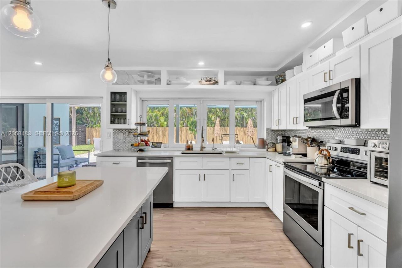 101 El Dorado Pkwy, Plantation, FL 33317 Photo