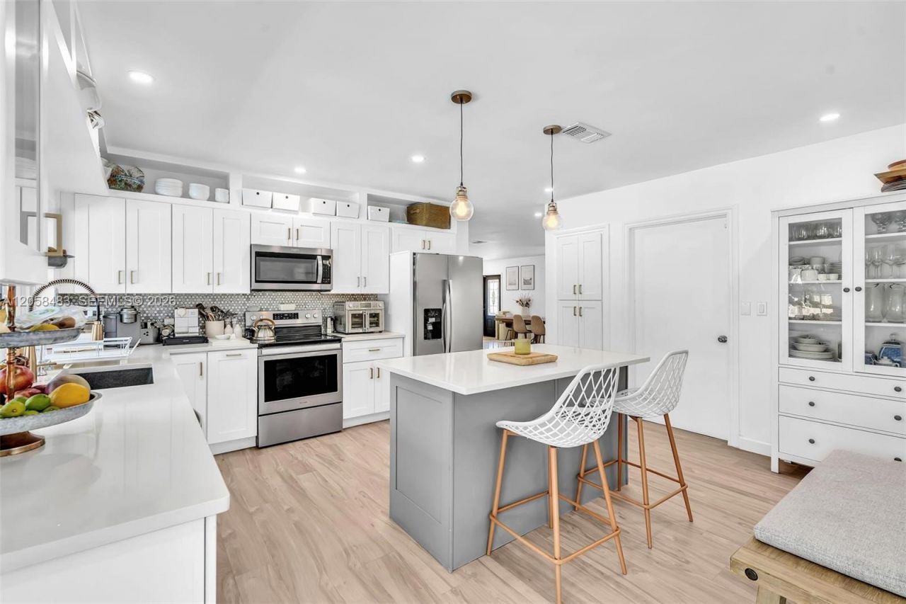 101 El Dorado Pkwy, Plantation, FL 33317 Photo