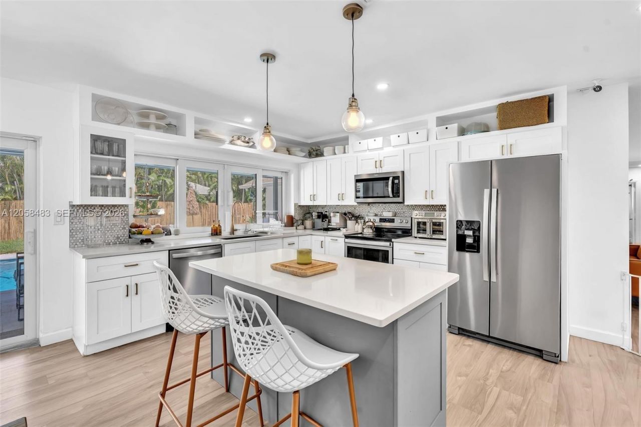 101 El Dorado Pkwy, Plantation, FL 33317 Photo