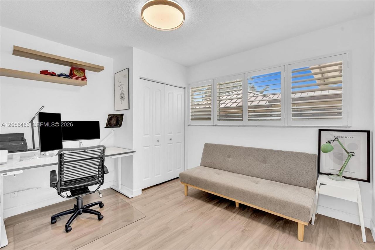 101 El Dorado Pkwy, Plantation, FL 33317 Photo