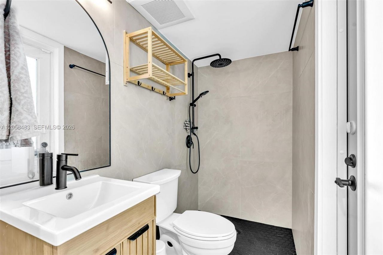 101 El Dorado Pkwy, Plantation, FL 33317 Photo