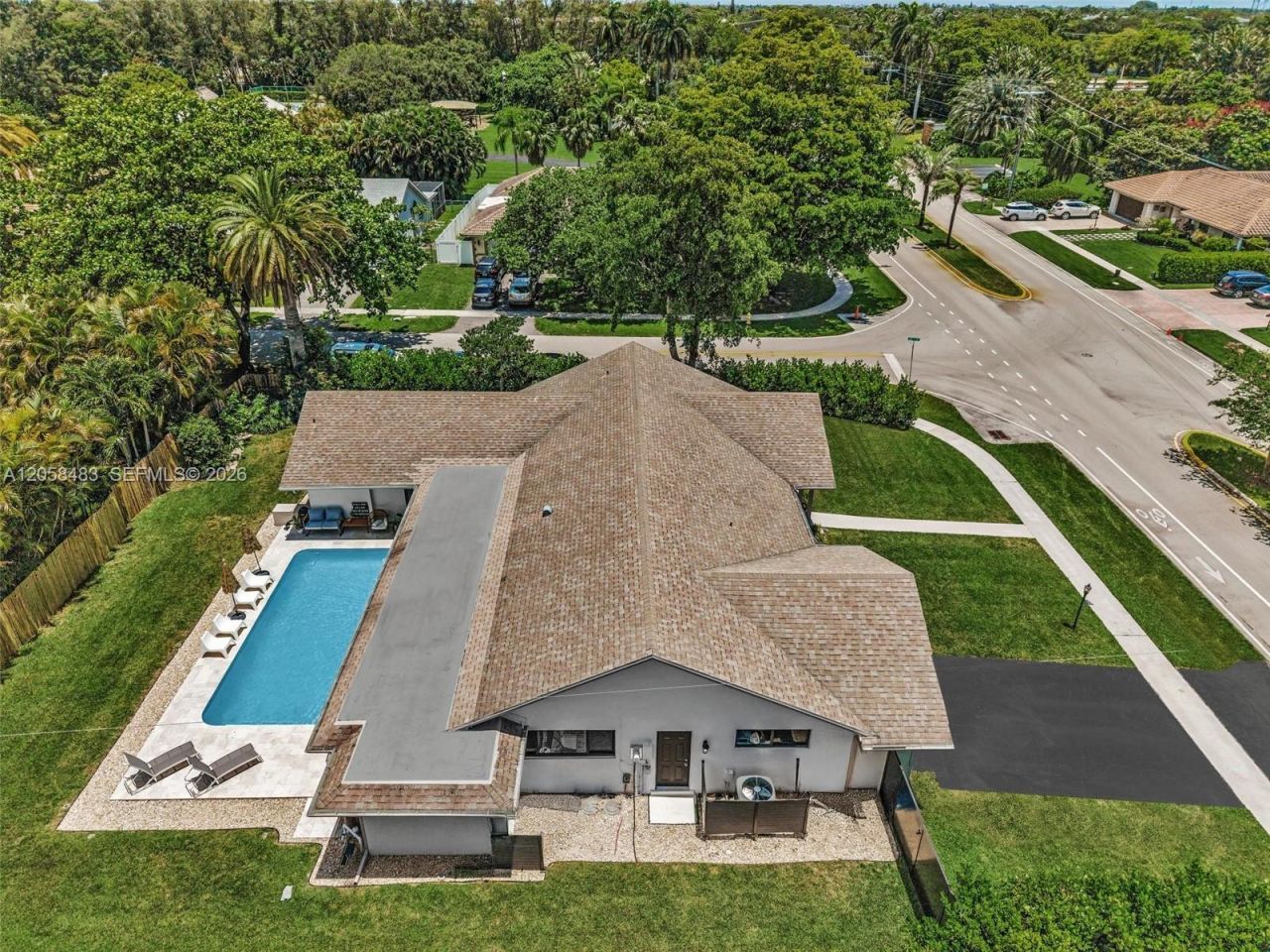 101 El Dorado Pkwy, Plantation, FL 33317 Photo