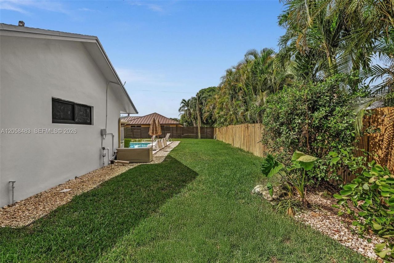 101 El Dorado Pkwy, Plantation, FL 33317 Photo