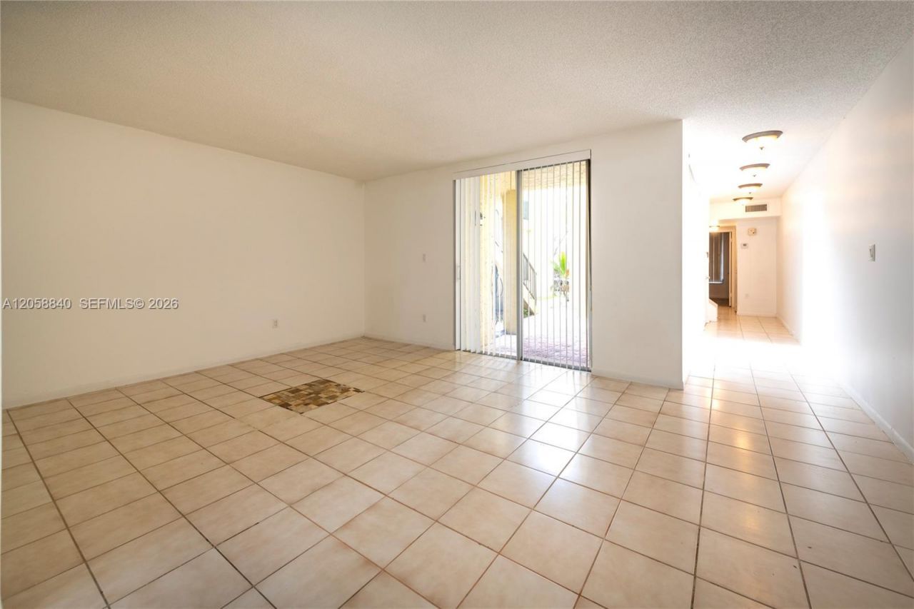 8401 W Sample Rd , Unit 19, Coral Springs, FL 33065 Photo