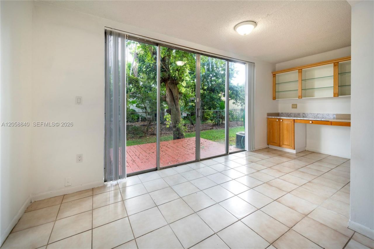 8401 W Sample Rd , Unit 19, Coral Springs, FL 33065 Photo