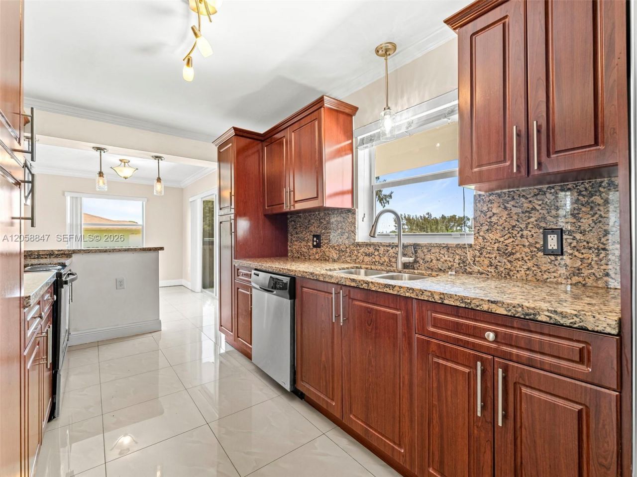 2045 NW 115th St, Miami, FL 33167 Photo