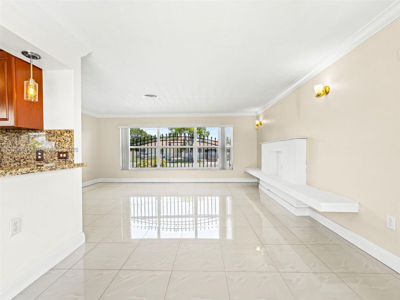 2045 NW 115th St, Miami, FL 33167 Photo