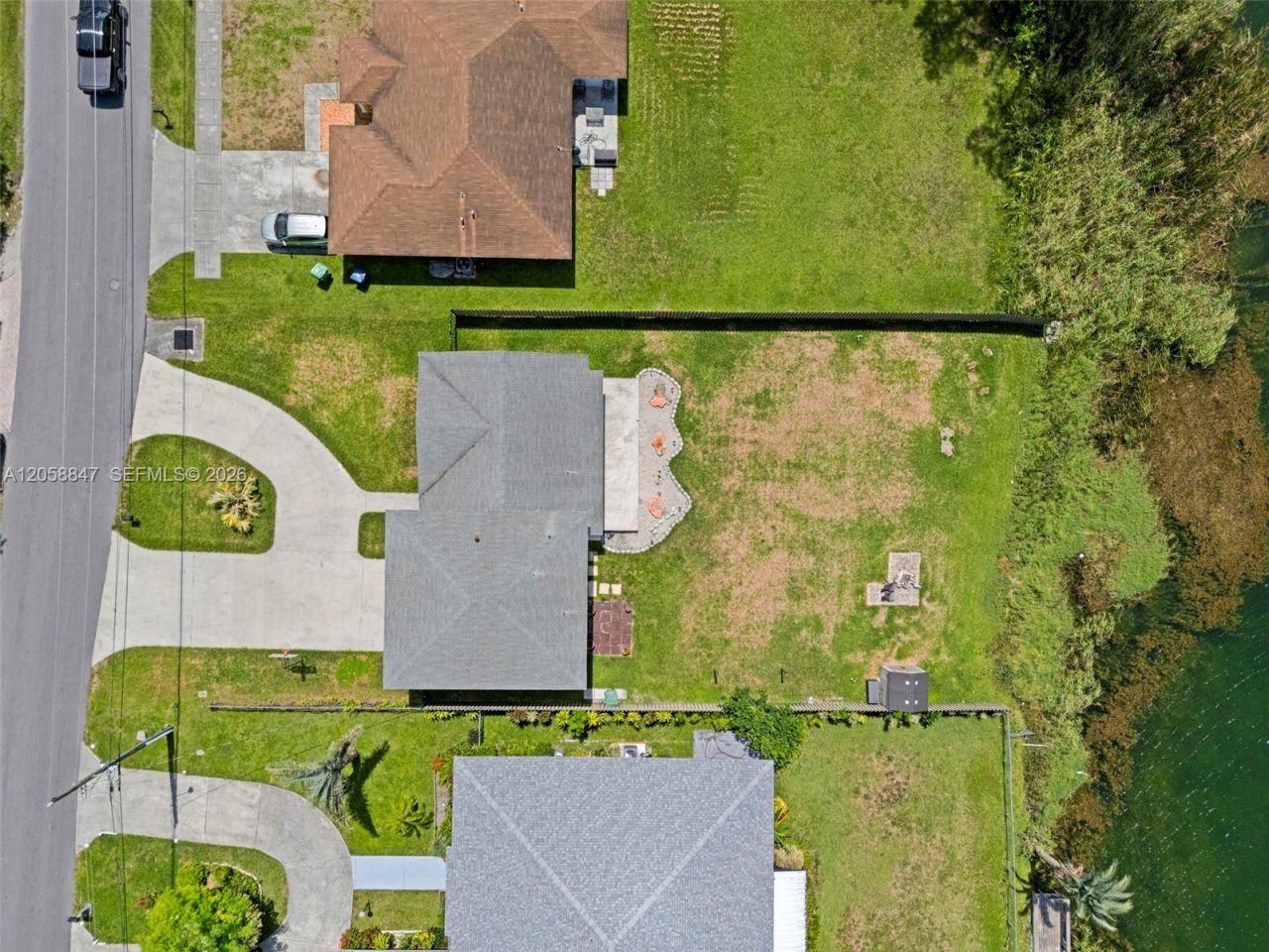 2045 NW 115th St, Miami, FL 33167 Photo