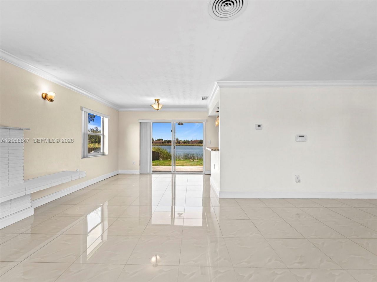 2045 NW 115th St, Miami, FL 33167 Photo