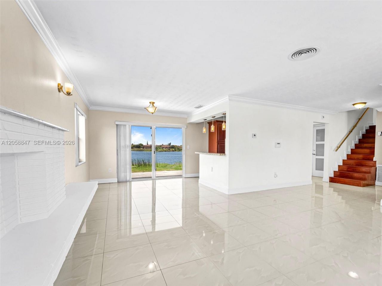 2045 NW 115th St, Miami, FL 33167 Photo