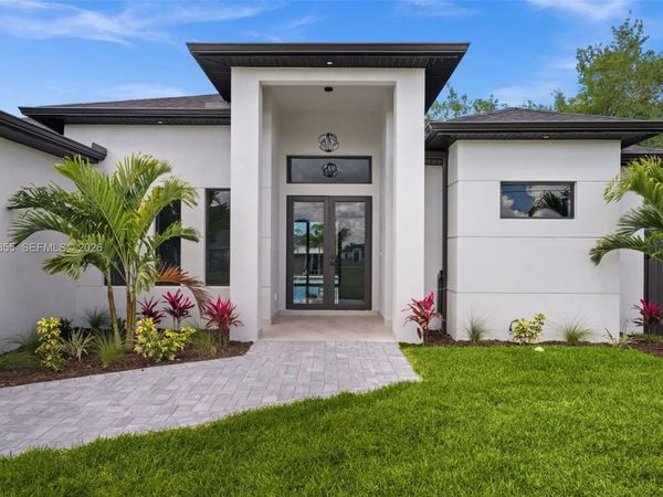 1532 NW, Cape Coral, FL 33315