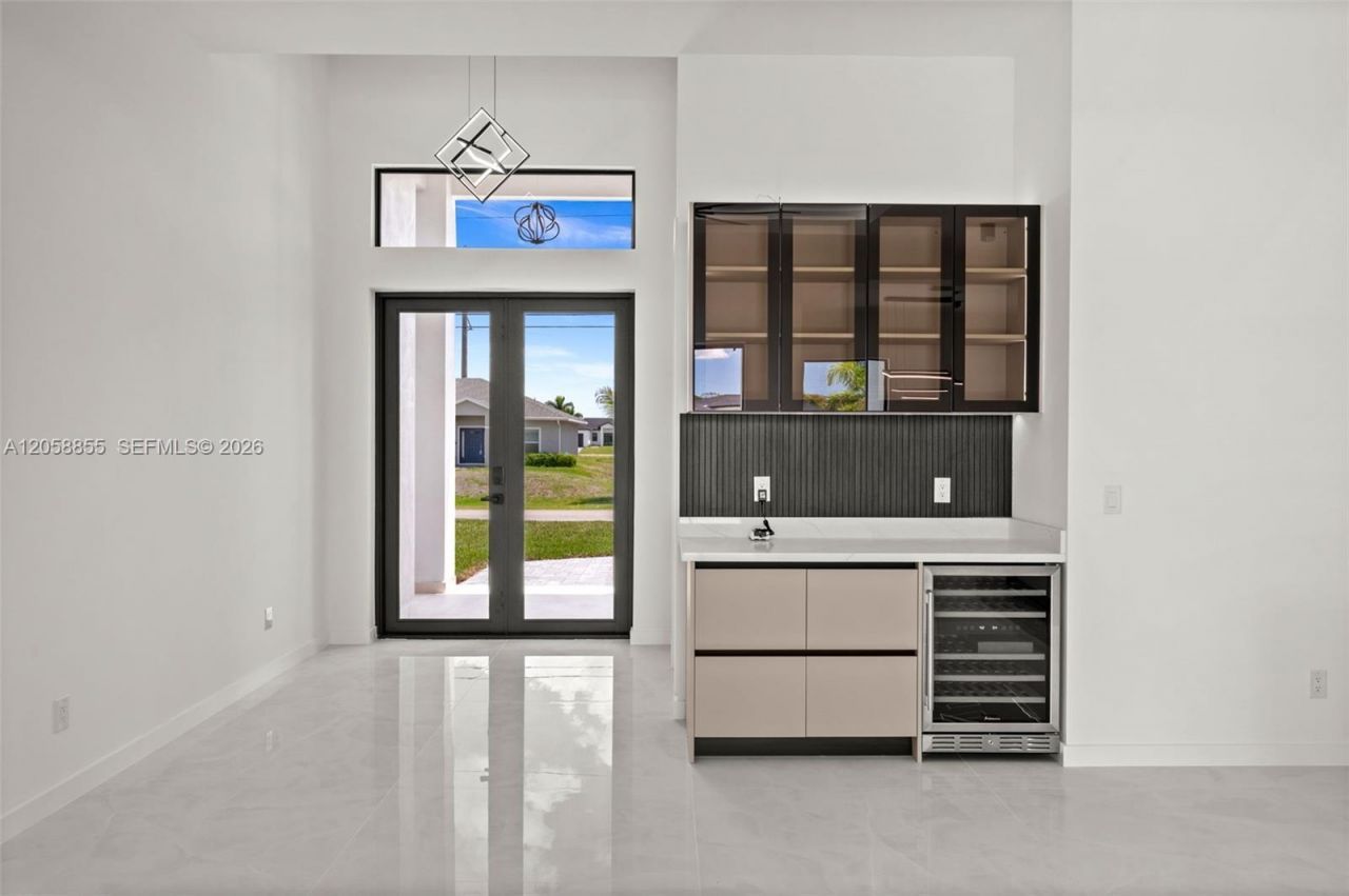 1532 Nw, Cape Coral, FL 33993 Photo