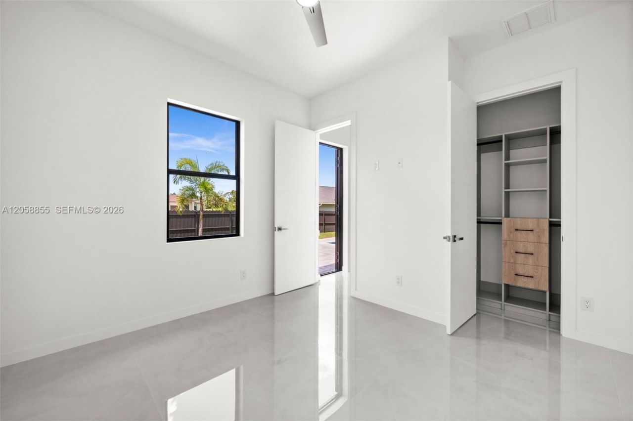 1532 Nw, Cape Coral, FL 33993 Photo