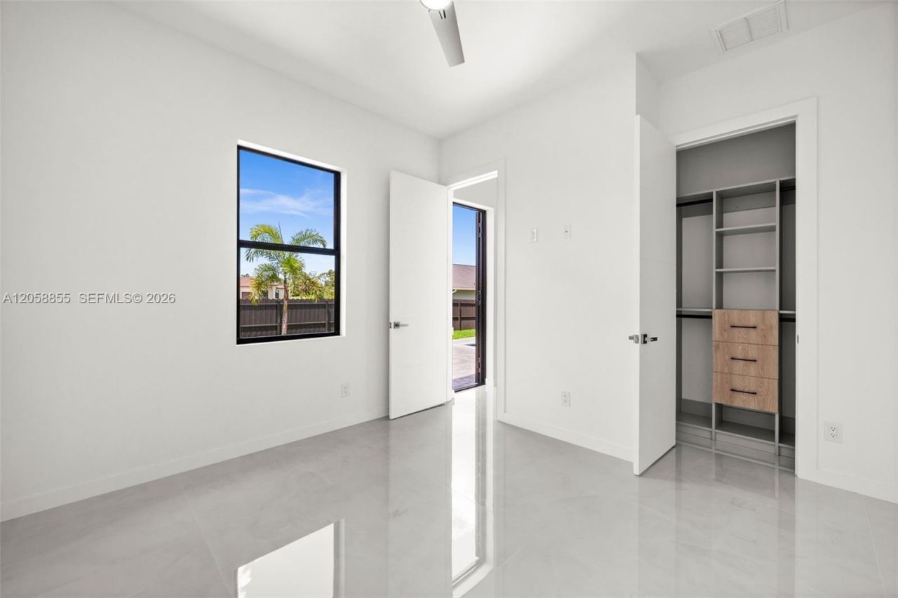 1532 Nw, Cape Coral, FL 33993 Photo