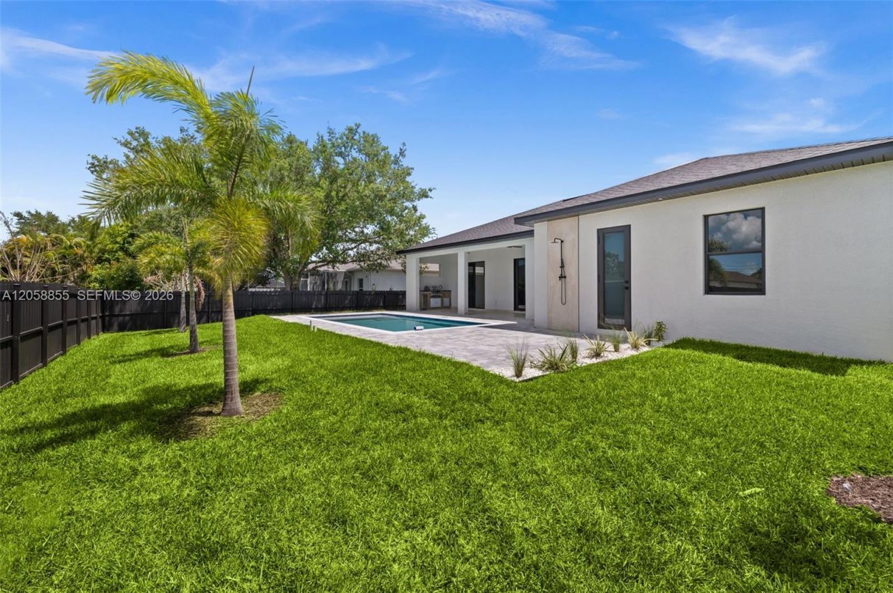 1532 Nw, Cape Coral, FL 33993 Photo
