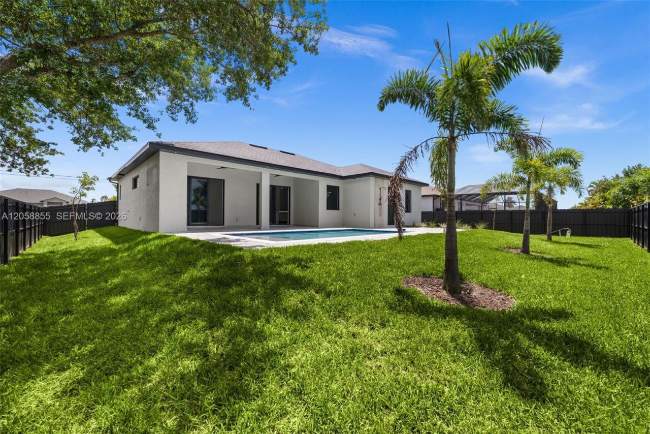 1532 Nw, Cape Coral, FL 33993 Photo