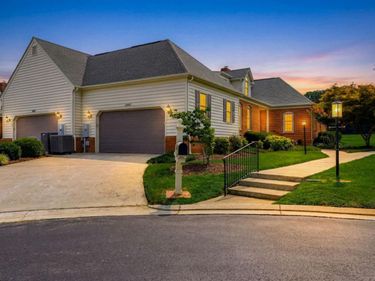 1049 Greenside Court, Forest, VA 24551