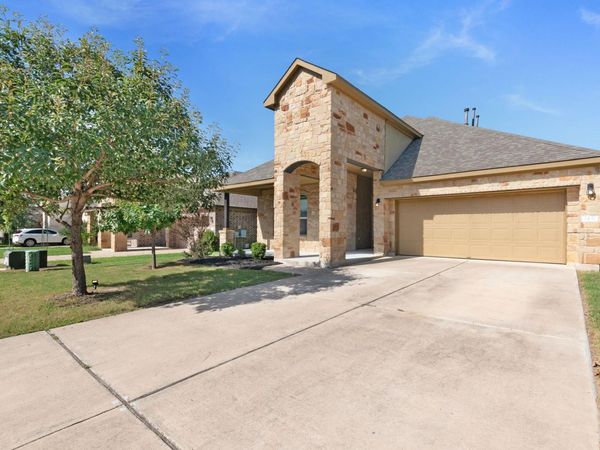 2437 Lyla LN , Leander, TX 78641