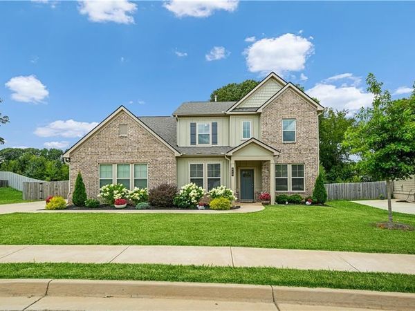 842 Orwell Drive , Stockbridge, GA 30281