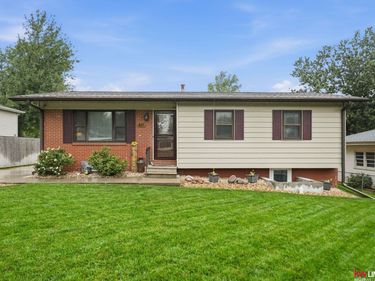 811 N 58 Street, Lincoln, NE 68505