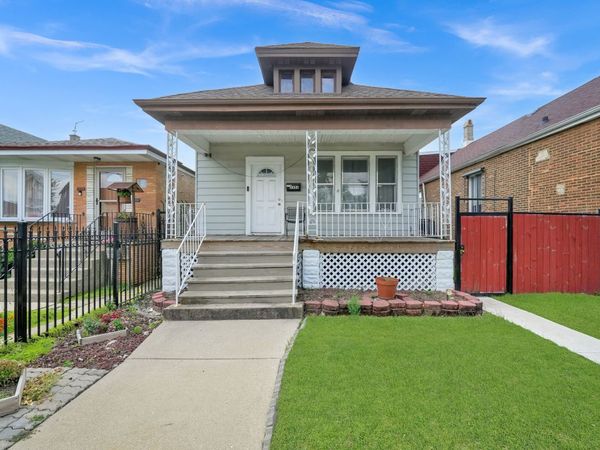 3353 W 60th Street S, Chicago, IL 60629