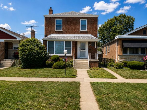 8124 S Wabash Avenue, Chicago, IL 60619