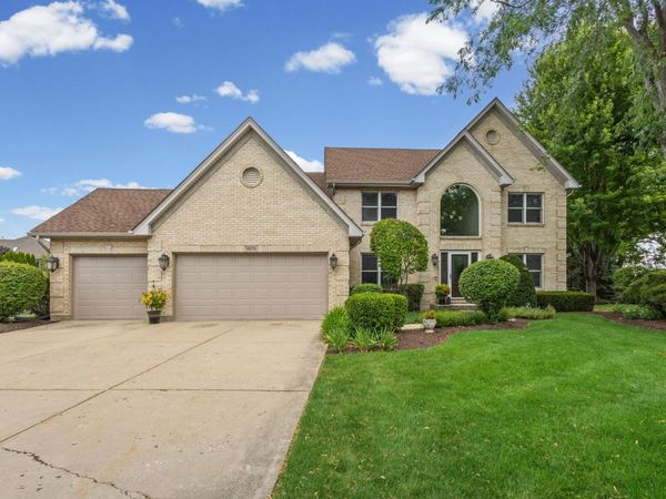 1405 Darlington Court , Algonquin, IL 60102