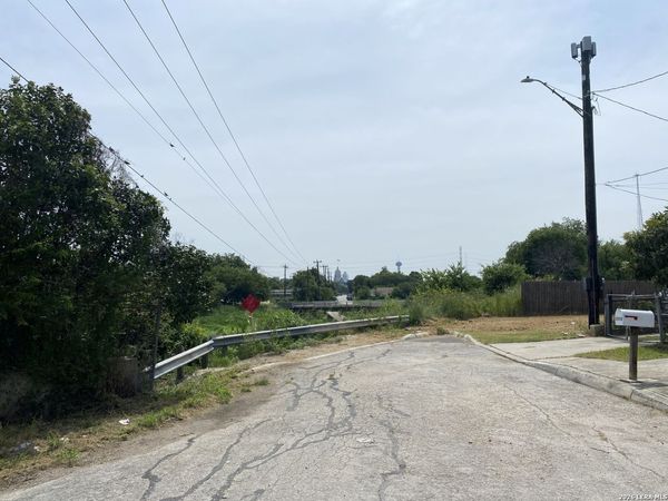 1315 Monterey St, San Antonio, TX 78207
