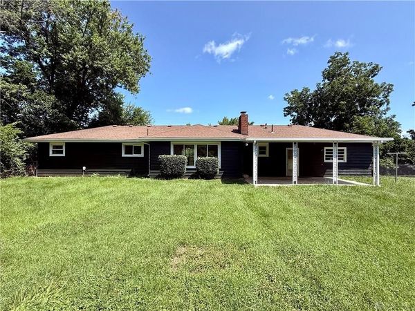 5948 Hoover Avenue, Dayton, OH 45417