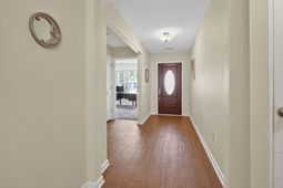 156 Oak Leaf Dr.  photo 4