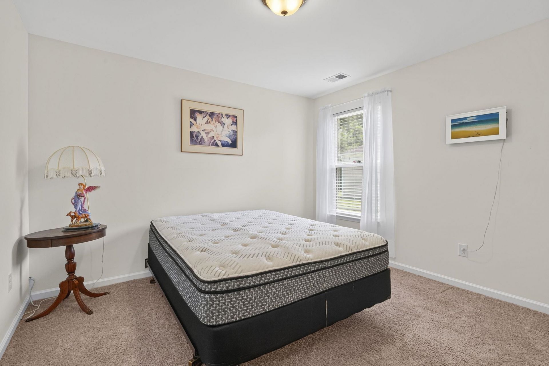 156 Oak Leaf Dr.  Photo 7
