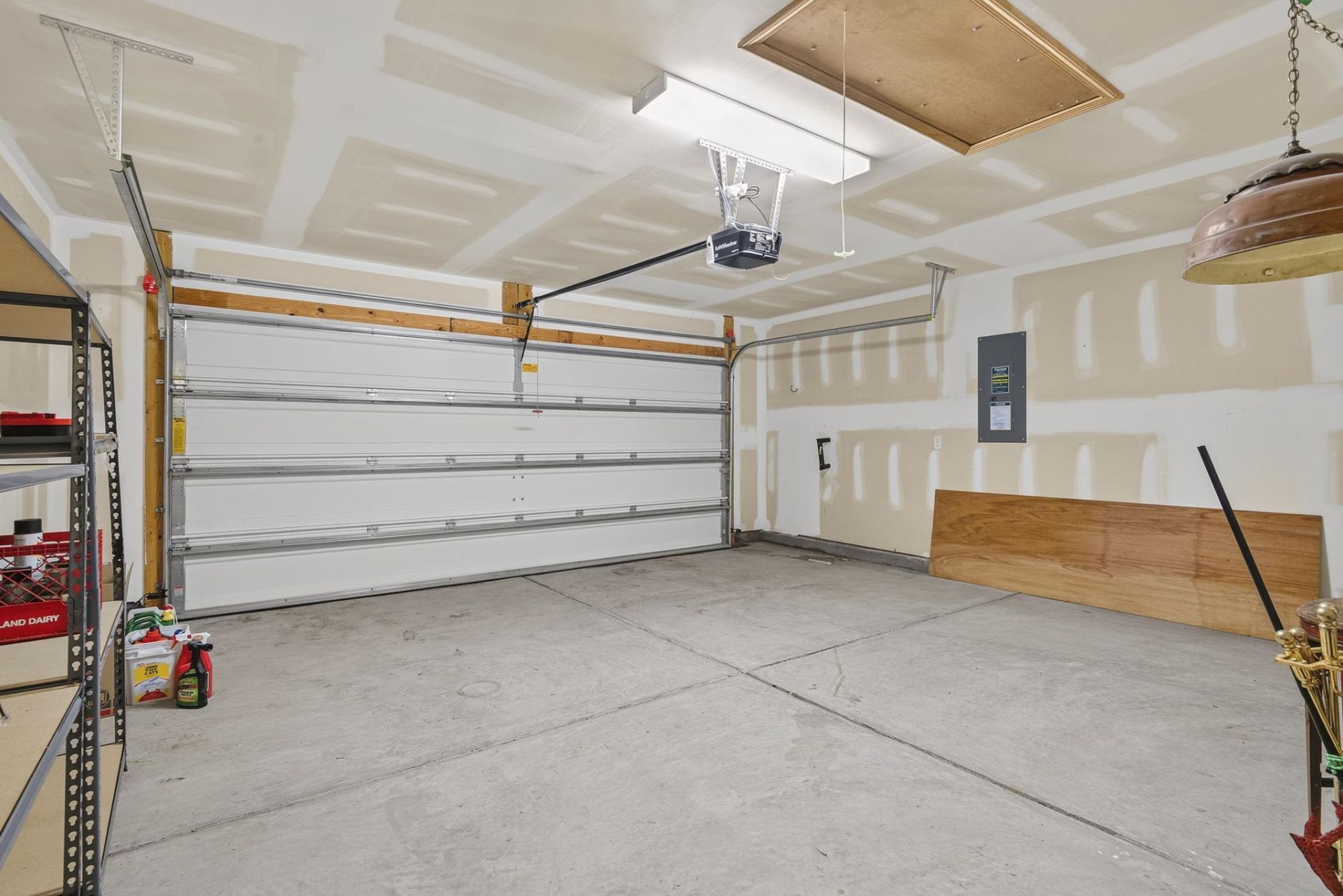 156 Oak Leaf Dr.  Photo 9
